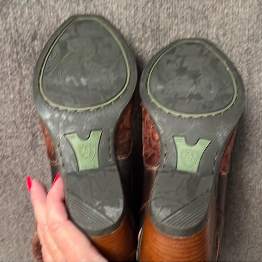 Ariat Distressed Dahlia Western Brown Heeled Boots - Picture 4 of 8